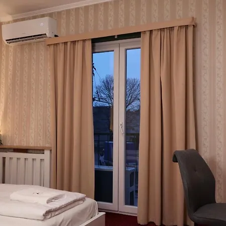 Amadeus Hotel