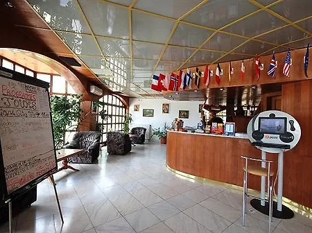 Amadeus Hotel