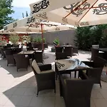 Hotel Amadeus 3*