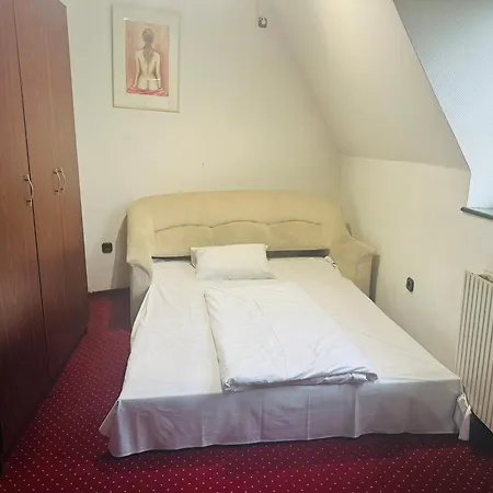 Amadeus 3* بودابست