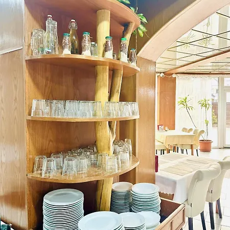 Amadeus فندق بودابست