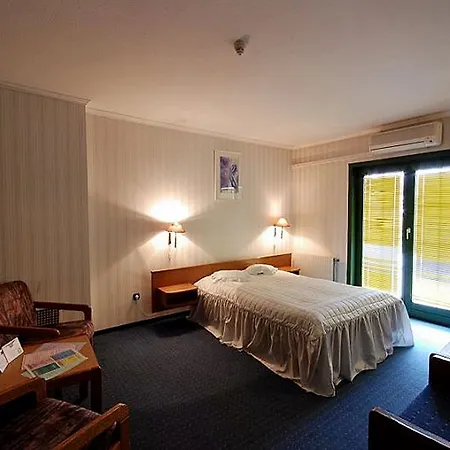 Amadeus Szálloda 3*