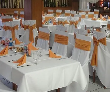 Amadeus Hotel 3*